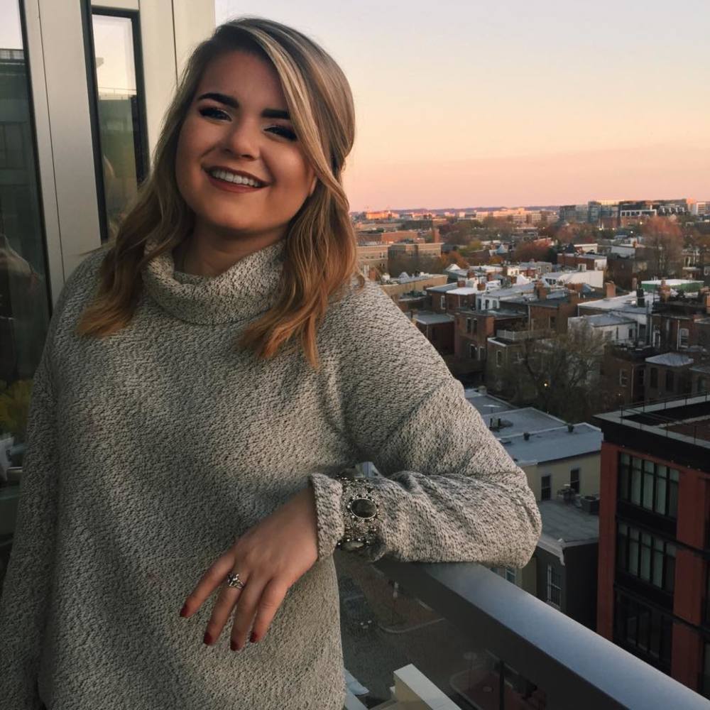 Meet your Posher, Aly